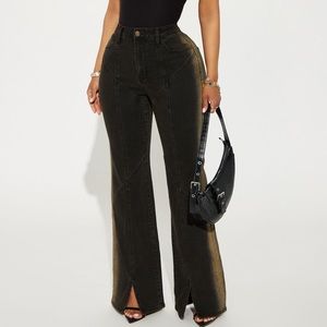 FASHION NOVA straight leg jeans